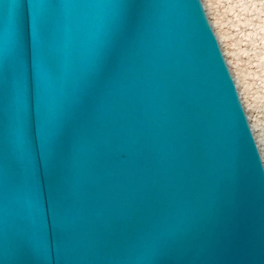 Banana Republic turquoise knee length skirt. - Picture 3 of 4